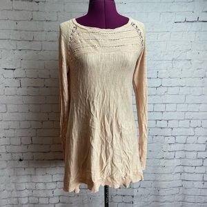 Anthropologie Knitted and Knotted size small pale peach light weight sweater